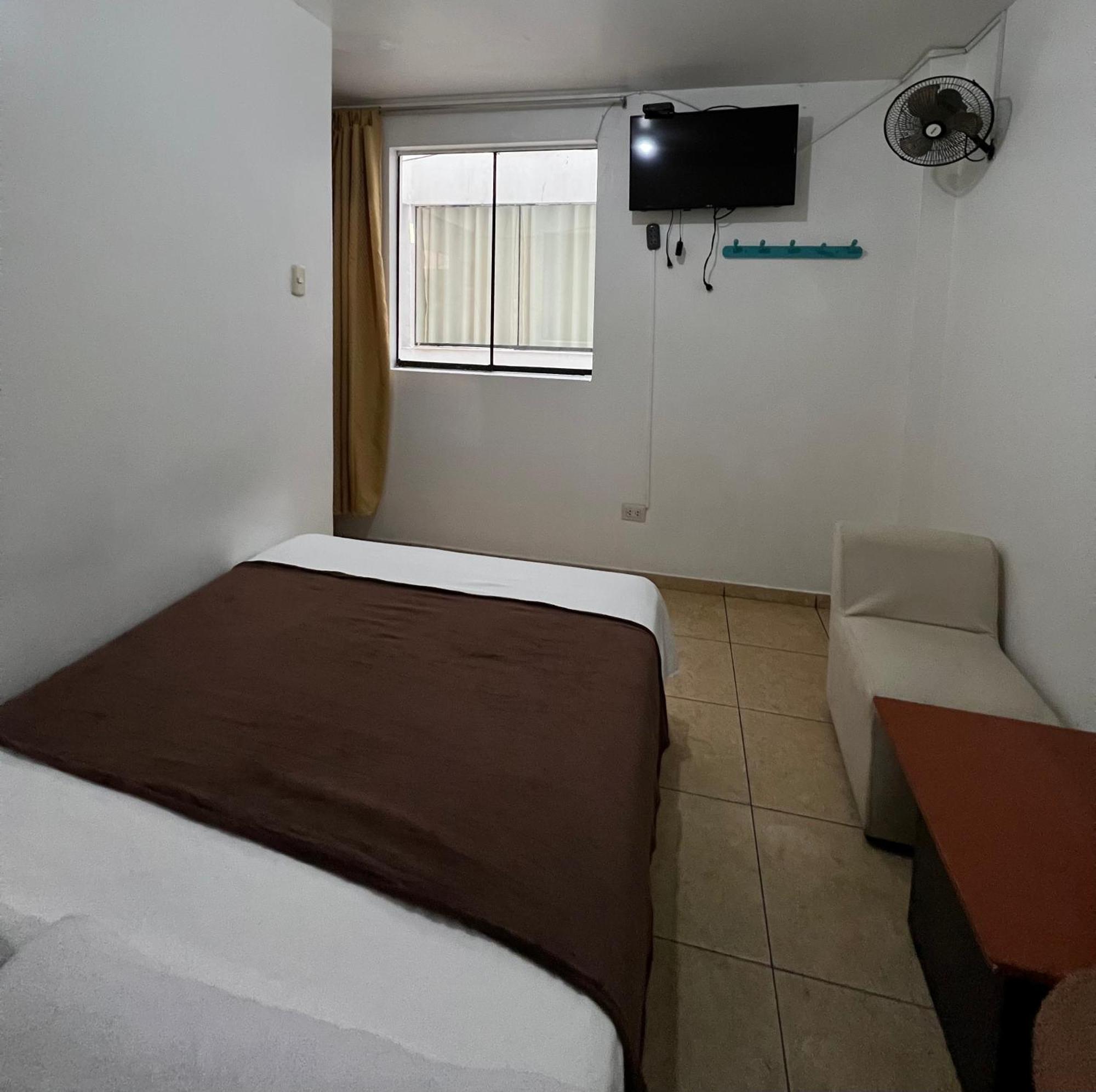 Senegal Cerca Al Aeropuerto *